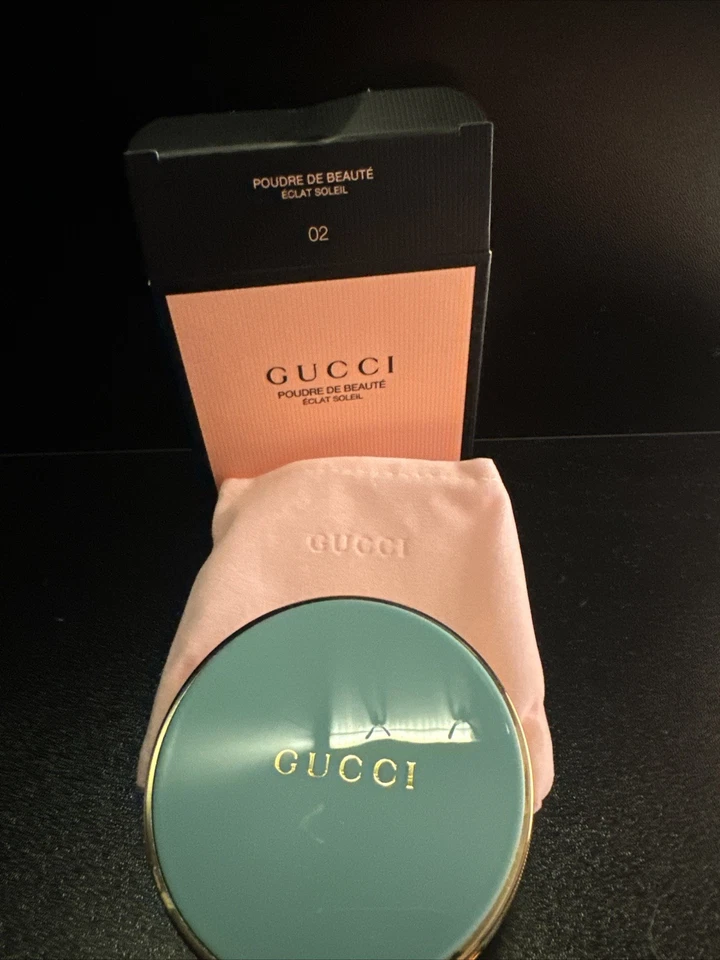 Gucci Poudre De Beauté Éclat Soleil Bronzing Powder Bronzer Colour #2 - Image 3 of 3
