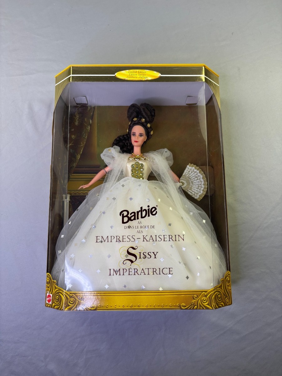 専用になりました。EMPRESS (1837～1898）人形 Empress Elisabeth 皇妃エリザベート フィギュリン 陶器 美品 - メルカリ