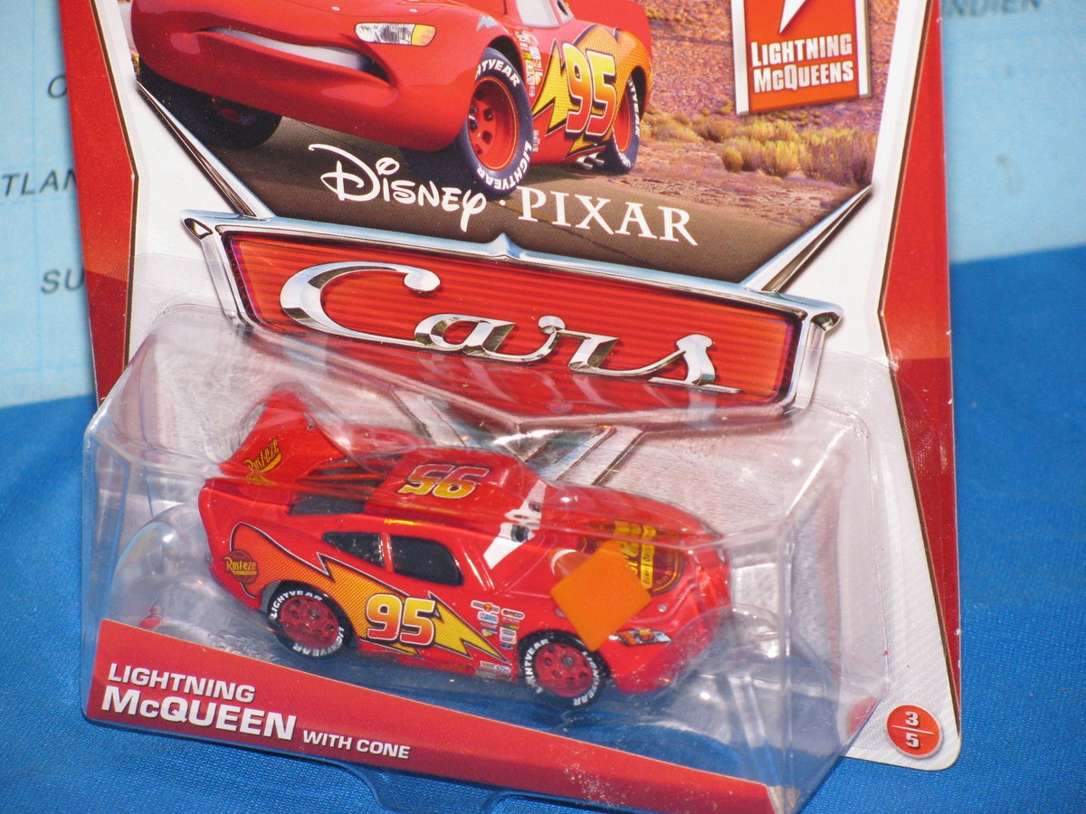 ミニカー Exclusive 95 Lightning McQueen DISNEY PIXAR CARS LIGHTNING McQUEEN 95 With CONE #3/9 RUST