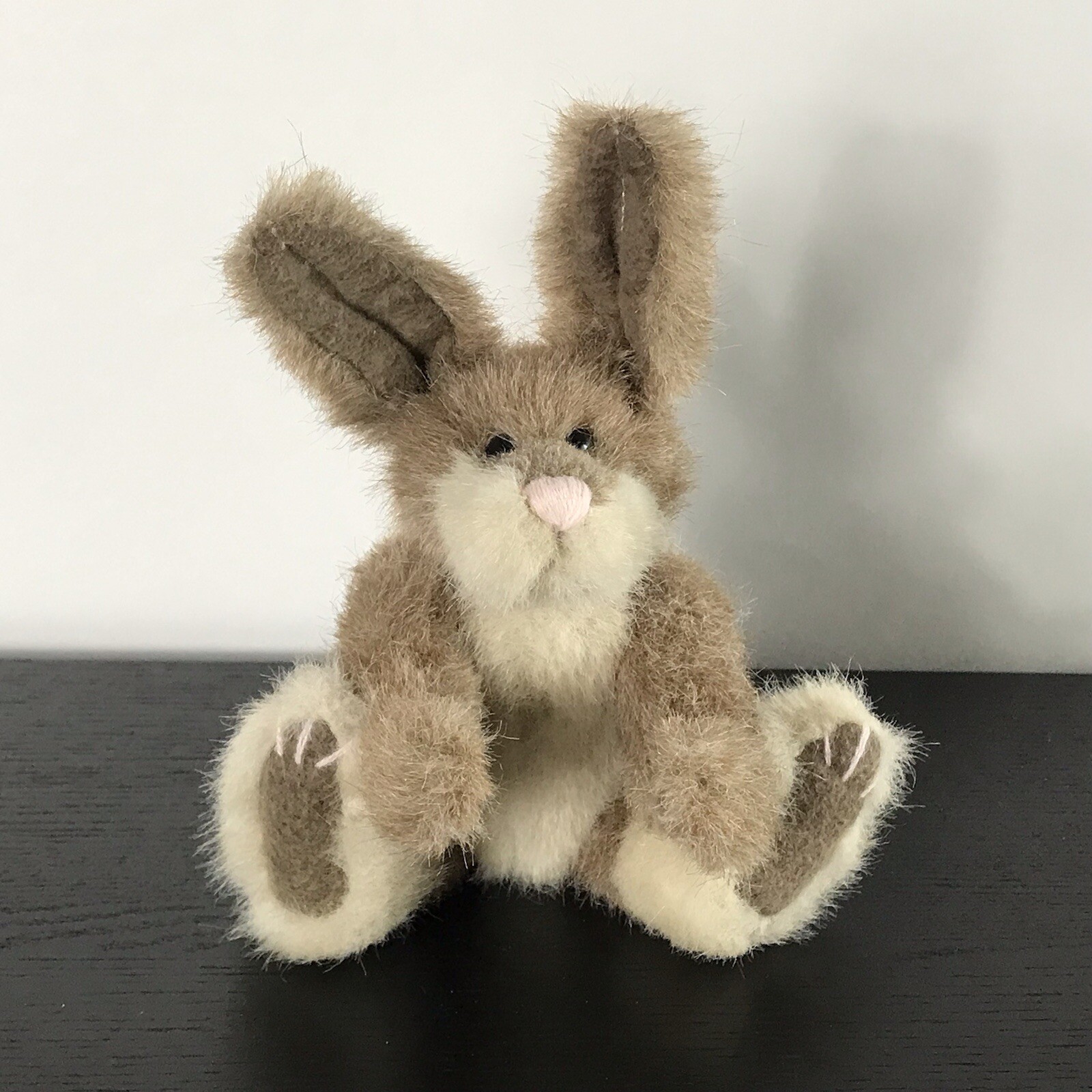VINTAGE THE BOYD COLLECTION BROWN CREAM JOINTED BUNNY RABBIT 8" PLUSH