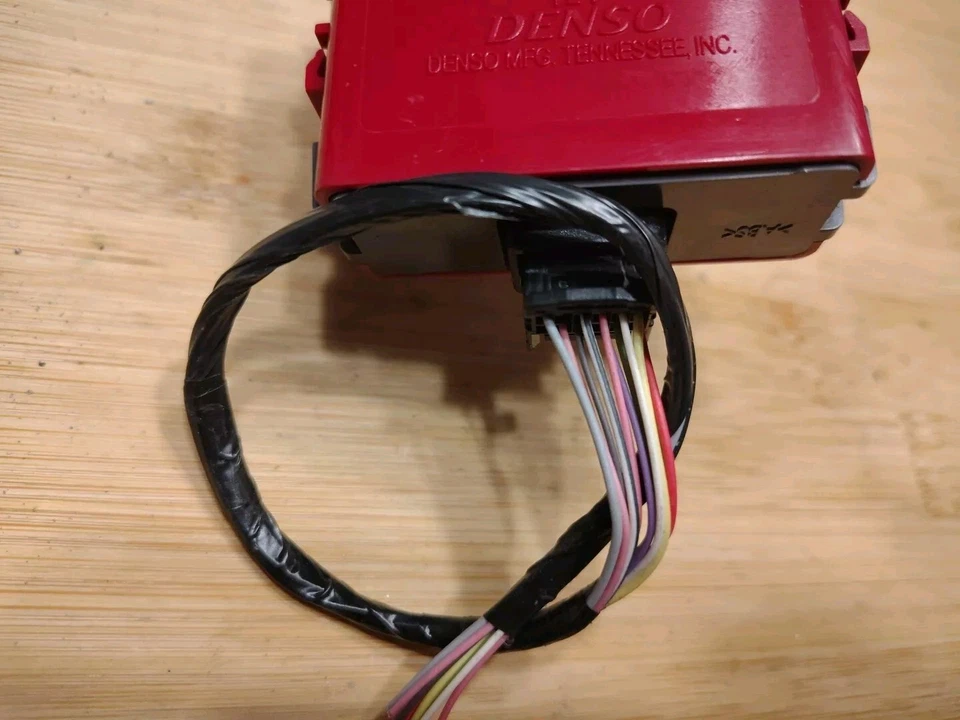 Módulo de control TPMS 89769-0T010 Toyota Venza Foto 2 de 4