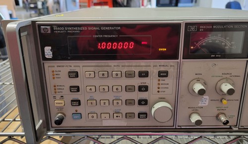 HP Agilent 8660D Synthesized Signal Generator 86634A 86603A - Picture 2 of 5
