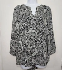 C Est 1946 Size Large B&W Paisley Asymmetrical Popover V-neck Blouse CATO