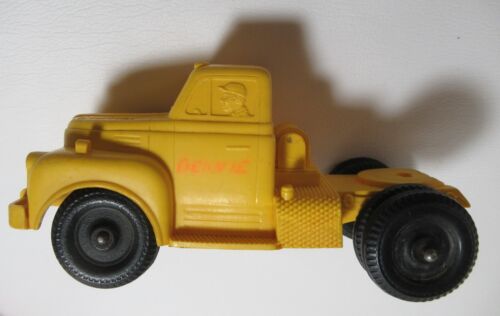Vintage Auburn Cab and Dump Trailer - Picture 6 of 8