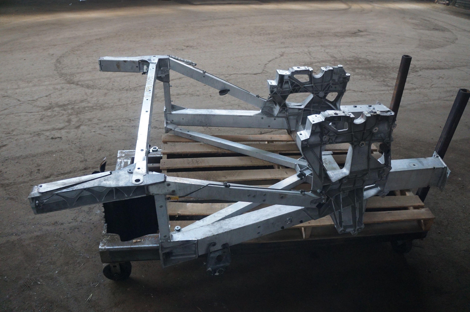 Rear Chassis Subframe Engine Suspension Cradle OEM McLaren MP4-12C 2012-14