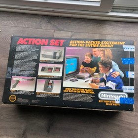 Nintendo Entertainment System NES Action Set (Box Only) Missing 1/2 a styrofoam
