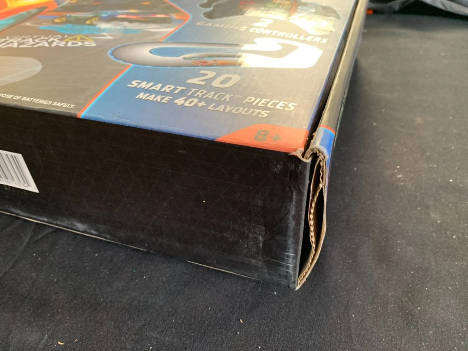 HOT WHEELS AI SMART CARS Intelligent Race System 2 CARS & CONTROLLERS 2.4GHz - Image 3 of 4