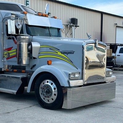 SS Buzzard Bmpr W/ 8in Ends Mir Finish  Kenworth W900 Watermelon LH 22