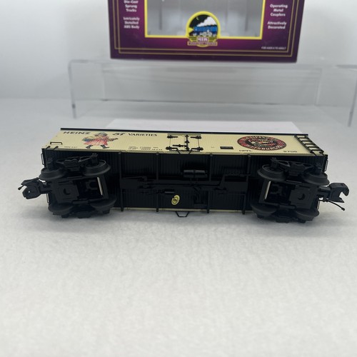 MTH Premier 20-94331 Heinz Girl In Pink 36’ Wood Reefer O Gauge #5705 New - Picture 11 of 15