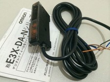 NEW IN BOX Omron PLC Photoelectric Switch E3X-DA21-N hpg