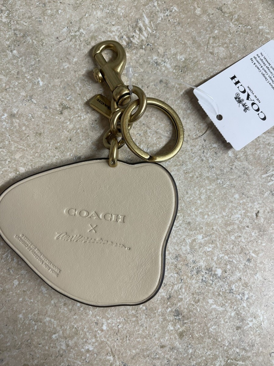 COACH　コーチ　魚　浮輪　キーホルダー　２点セット　レア COACH コーチ 魚型キーホルダー 青 - メルカリ