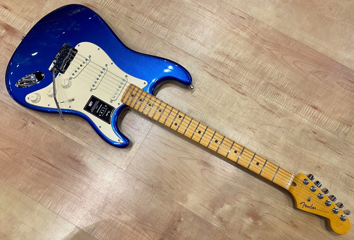 Fender American Ultra ストラトキャスター コブラブルー Amazon.com: Fender American Ultra Stratocaster - Cobra Blue