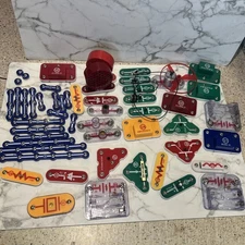 Elenco Snap Circuits Electronic Skill Builder Fun Hobby Beginner Projects 55pcs