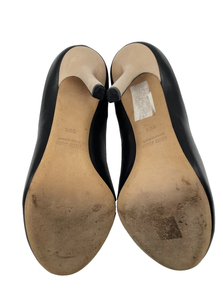 Talons aiguilles Miu Miu en cuir crème noir pour femmes EU 39,5 UK 6 - Photo 4/4