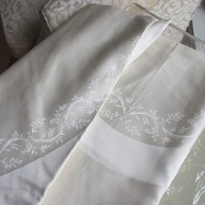 VTG. 70" ROUND TABLECLOTH/NAPKIN SET BELGIUM CHAMPAGNE COLOR 1960'S NEW OLD STK