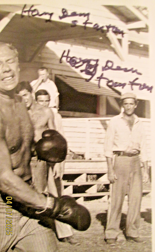 HARRY DEAN STANTON : ACTOR (COOL HAND LUKE) ORIGINAL AUTOGRAPH PHOTO - Picture 2 of 2