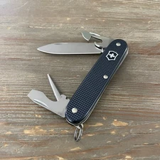 Victorinox Pioneer Swiss Army Knife 93mm Navy Special Edition