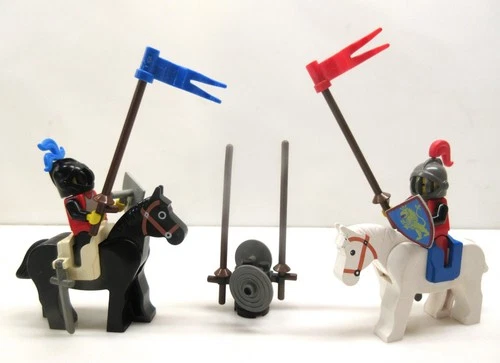 Lego Vintage LL Castle Lion Knights #6021-Jousting Knights-100% w/figs (1984)