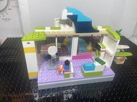 LEGO FRIENDS Heartlake Surf Shop (41315) 100% Complete, Missing A Few Stickers