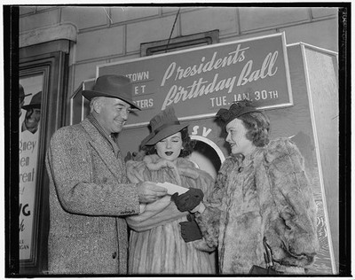 Bill Boyd Grace Bradley Mrs Wm O Douglas Presidents Birthday Ball 1940s