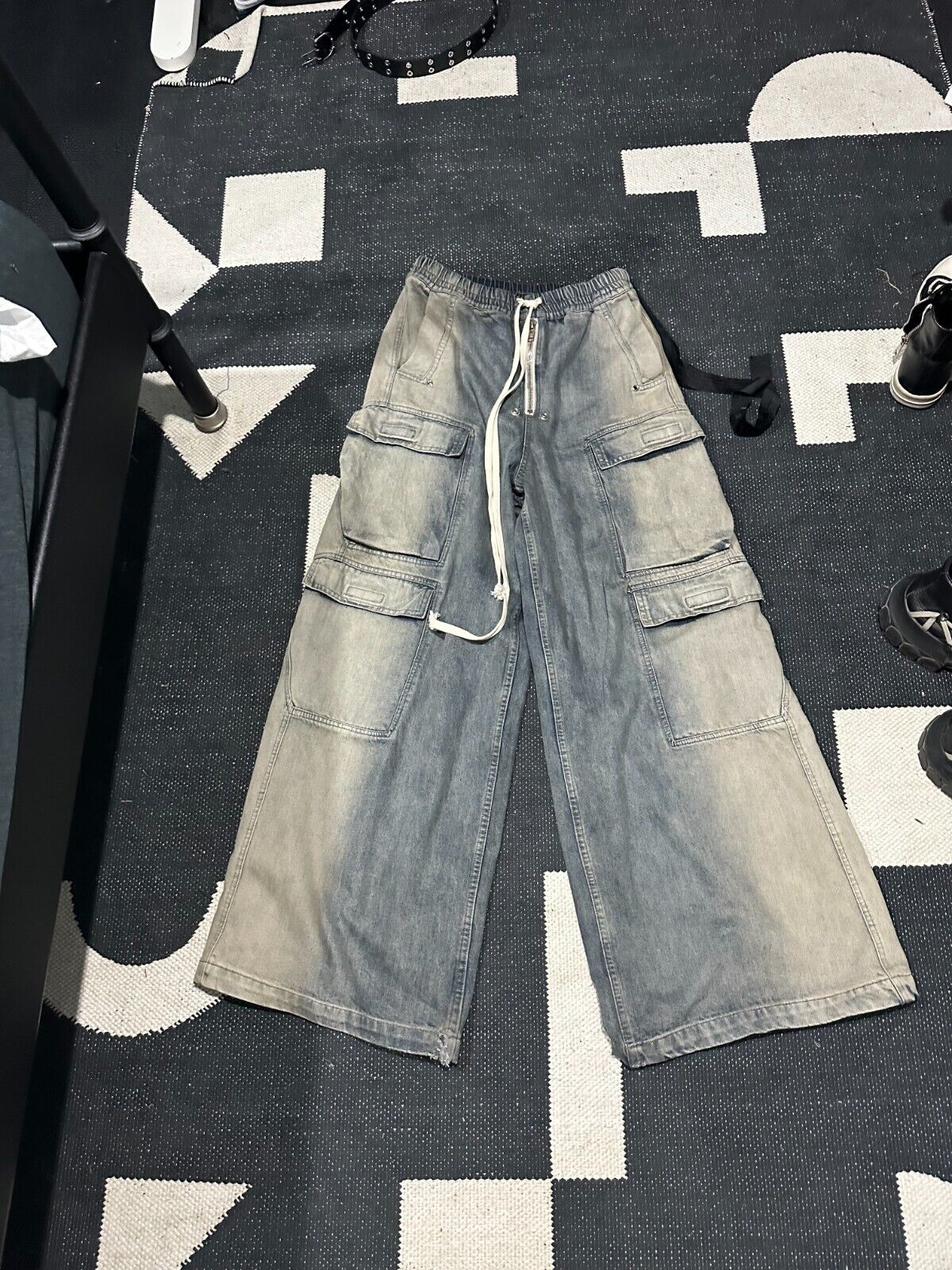 RICK OWENS JUMBO BELA CARGO PANTS-