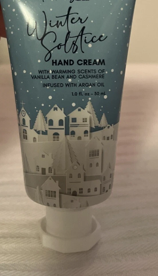 2 cremas de manos Andrea Grace 1 fl oz solsticio de invierno bayas esmeriladas nuevas y selladas Foto 3 de 4