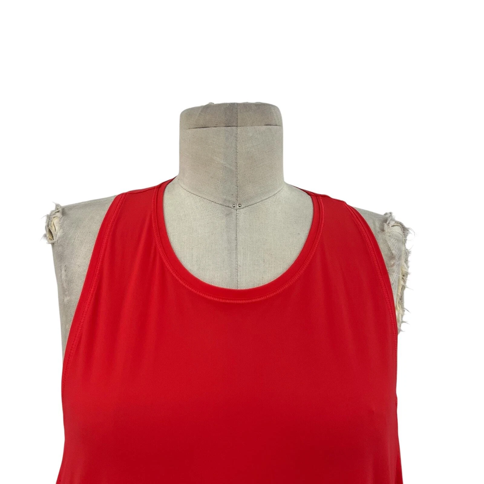sweaty-betty explorer ace midi sleeveless lightweight 