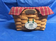 Longaberger Dresden Basket 2000 Signed by Judy and Carmen Green Dresden Tie-on
