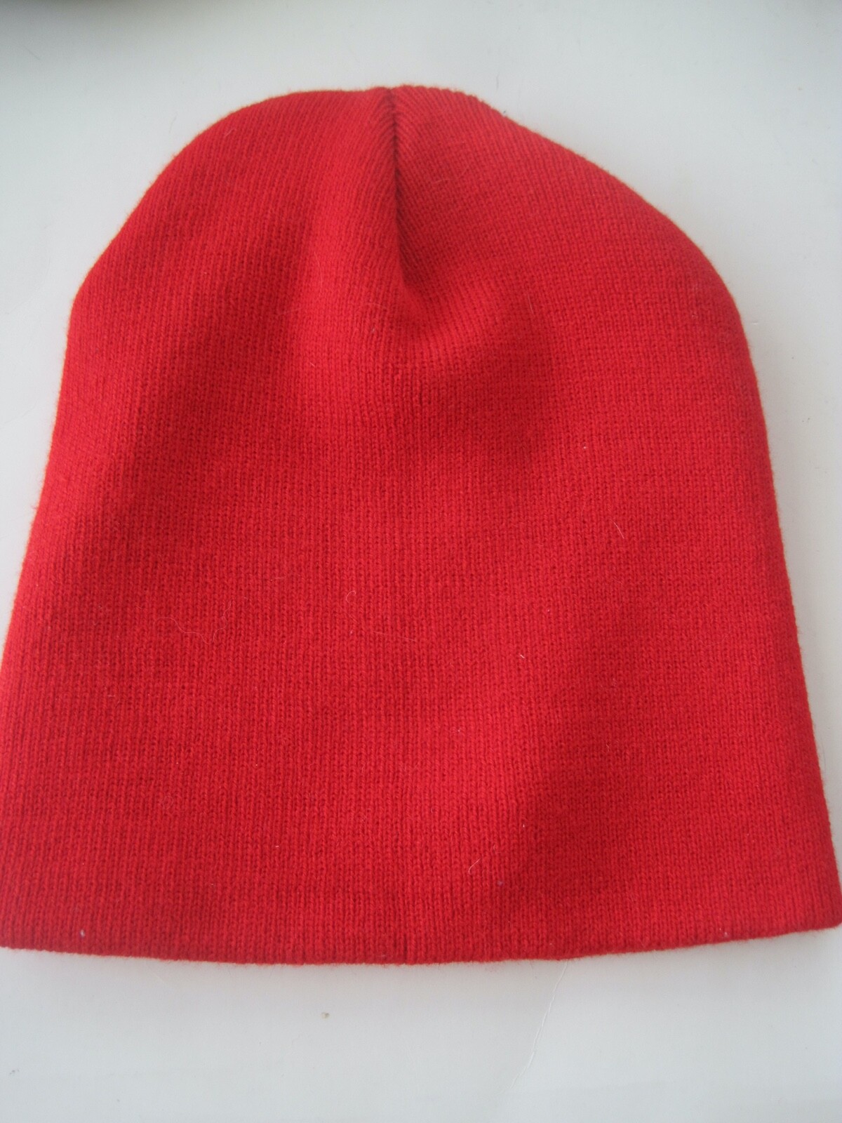 Red Snow Hat W/ Tree In Back Of Truck Gelante One Size AU 