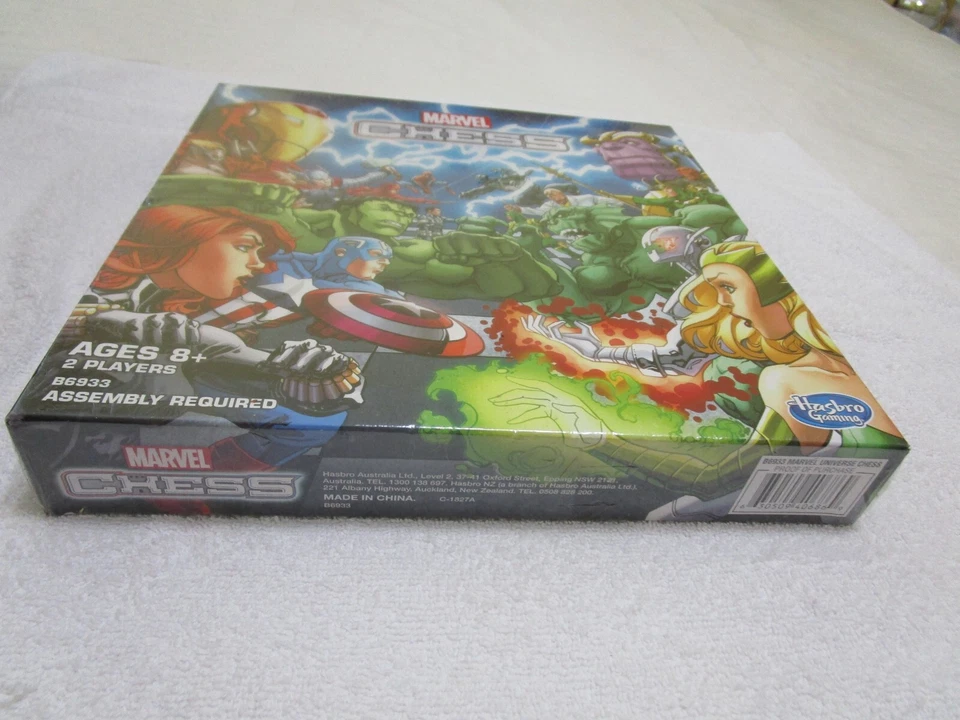 Marvel Chess Avengers Board Game (2015, Hasbro) - Image 4 of 4