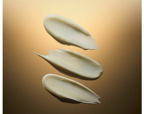 MEDICUBE DEEP LIFTING PEPTIDE EYE CREAM for FACE 30ml - Picture 3 of 4