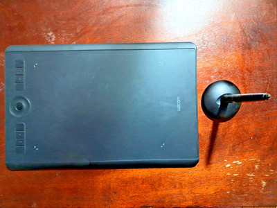 Wacom Intuos Pro Wireless  Pro Pen2 Graphic Drawing Tablet  13.3''x8.6''x.3''