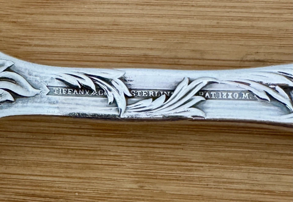 "CRISANTEMO TIFFANY ESTERLINA 8 3/8"" OVALADO PORCIÓN O CUCHARADA ANTIGUO MONO FLORAL" Foto 4 de 4