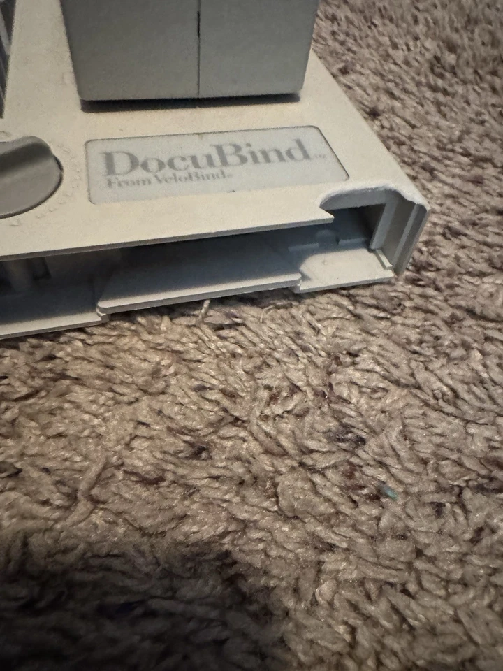 Velobind DocuBind梳装订机 — 第 2/4 张图片