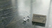 1x Clear Plastic Push Pins Thumb Tacks Round Map Pins for Cork Bulletin Board