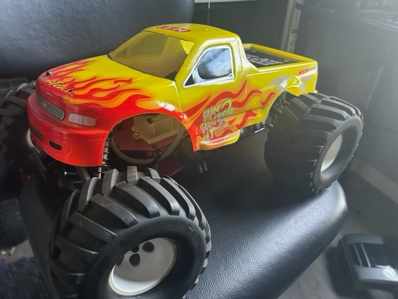 4WD 4WD/2WD Hobby RC Car, Truck & Motorcycle Monster Trucks with