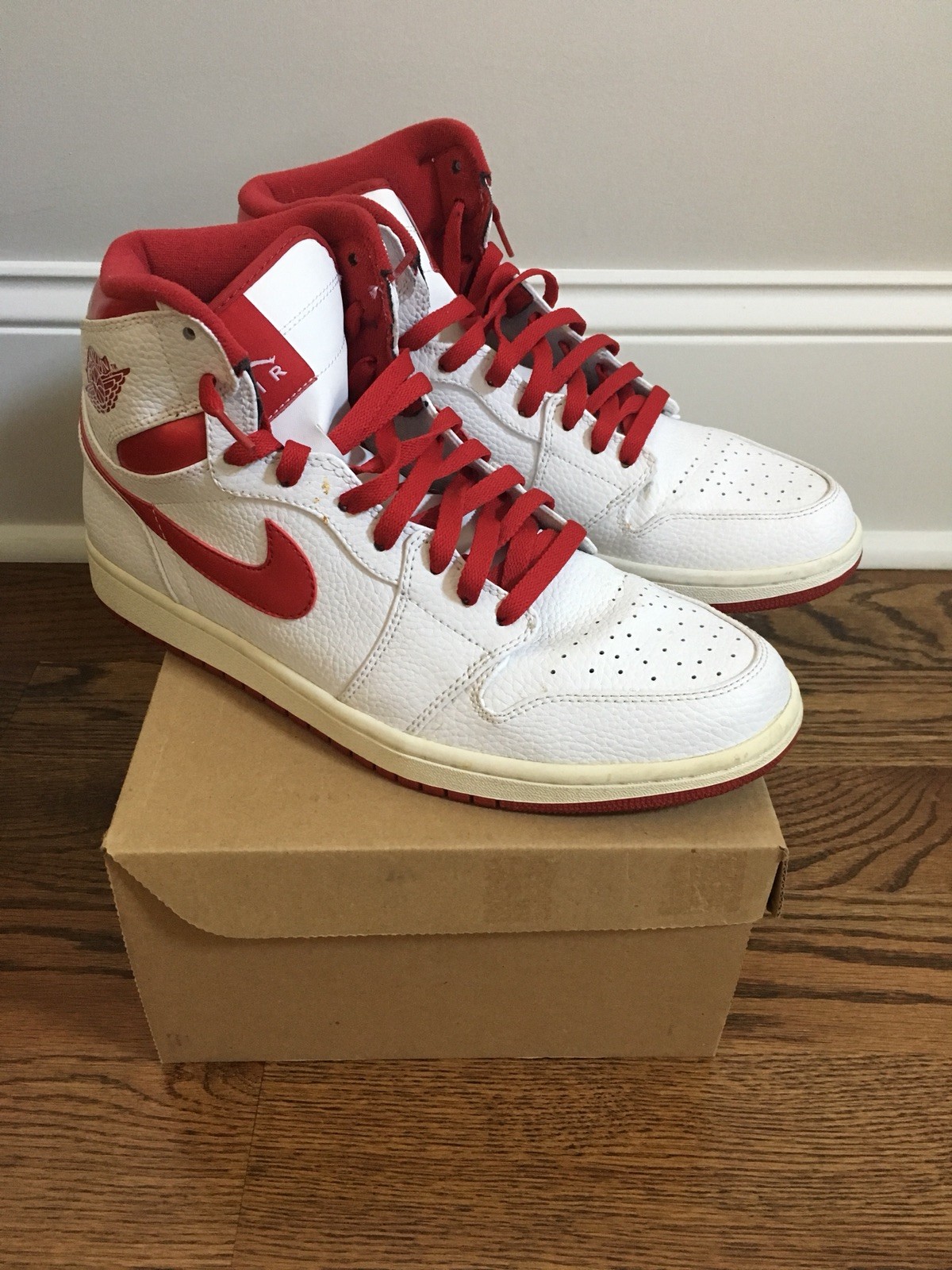 Nike air jordan 1 dtrt fare la cosa giusta bianco / rosso metallico sz 11 Nike air jordan 1 dtrt fare la la fare cosa giusta bianco / rosso metallico sz 11 fc2564