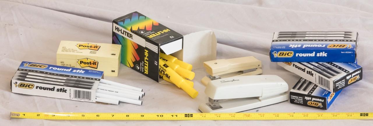 Small Lot of Office Supplies Pens Highliters Notepads tthc