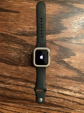Apple Watch SE 40mm Space Gray Aluminum Case GPS 