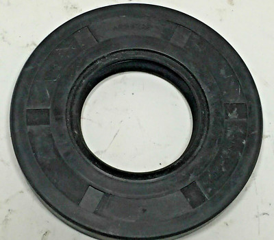 Oil Seal Nok Double Lip Rubber Seal Part Number Ae5472E New Old Stock