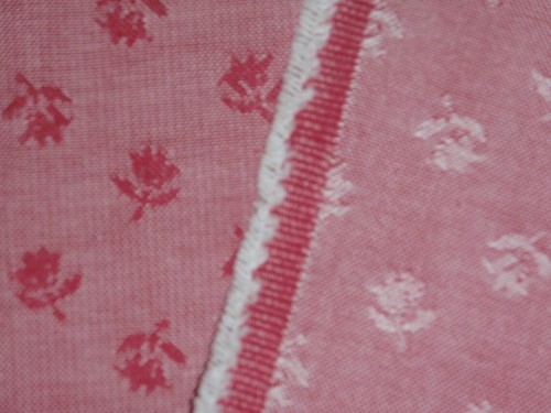 Heavy Woven Blended Red & White Jacquard Floral Tapestry Fabric-Free Shipping! - Picture 3 of 3