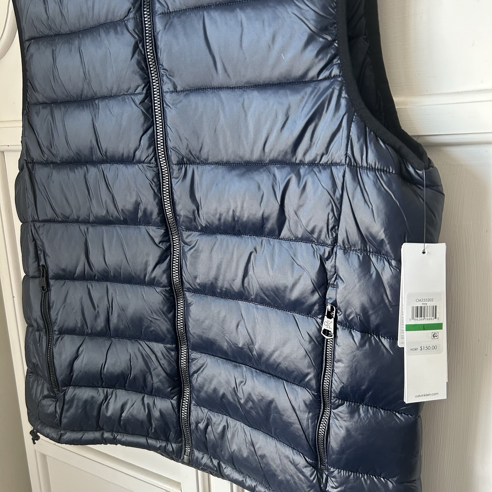 NWT Men’s Calvin Klein Puffer Hooded Insulated Vest Blue Sz Large Zip Up Pockets thumbnail 4