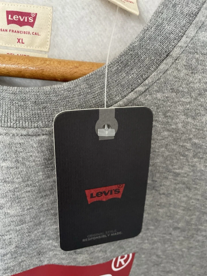 Levi’s Men’s XL Sweatshirt. New with Tags. - Image 3 of 3