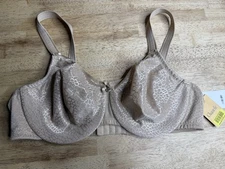 Chantelle C Magnifique Molded Underwire Bra - Nude