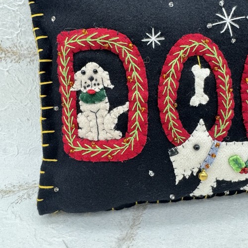 Felted Embroidered Christmas Dogs Pillow 8”x10” Applique Beaded - Picture 4 of 11