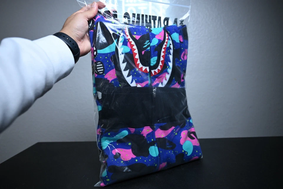 BAPE X Kid Cudi Shark Sudadera con Capucha Cremallera Completa Camuflaje Multicolor Colección Colaboración Foto 2 de 4