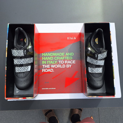 fi´zi:k NEW Rennradschuhe Größe 44 neue ungetragene Schuhe