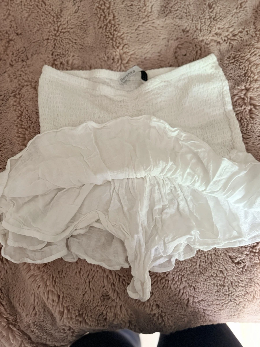 Mini Skort Bershka Blanco con Volantes Sólidos, Cintura Elástica, Para Mujer Talla M