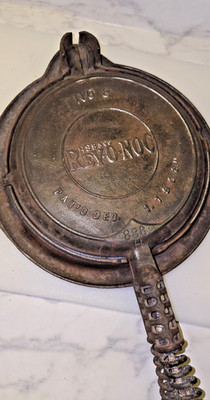 HSB &CO REV-O-NOC 885H 8'' Cast Iron Waffle Maker 975 Griswold Base Pat.  1908