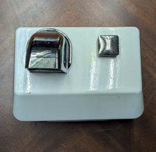 120v push button hand dryer